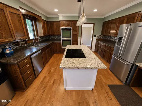 Other - 818 Mannhaven St, Hazen, ND 58545 photo 9 of 16