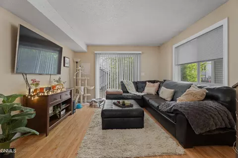 Living - 2986 Warwick Loop, Bismarck, ND 58504 photo 1 of 1