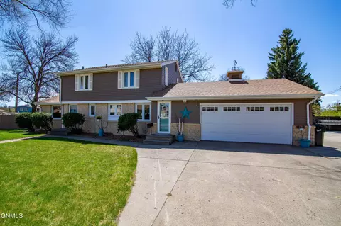 507 Boulevard Ave, Bismarck, ND 58501