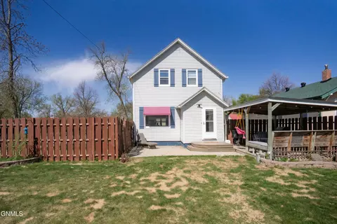 Other - 623 8th Ave SE, Jamestown, ND 58401 photo 1 of 14