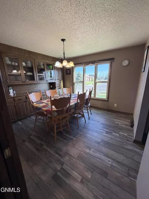 Dining - 317 Denver Ave, Bismarck, ND 58504 photo 1 of 1