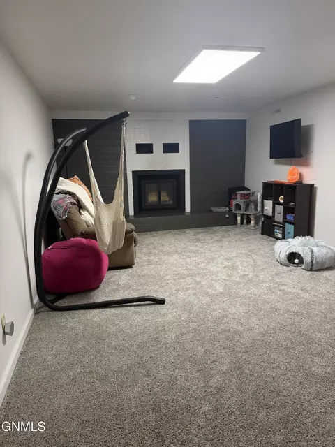 Other - 317 Denver Ave, Bismarck, ND 58504 photo 4 of 5