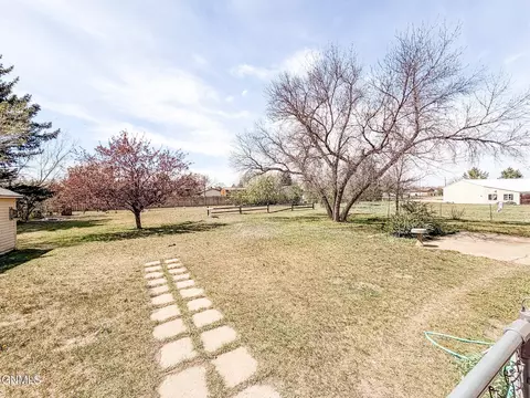 Exterior - 4105 4th Ave E, Williston, ND 58801 photo 3 of 6