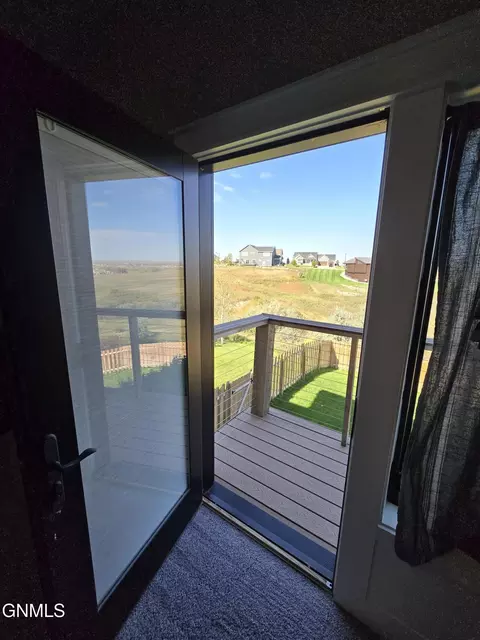 6818 Fairview Dr, Williston, ND 58801 photo 79