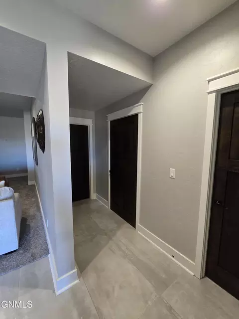 6818 Fairview Dr, Williston, ND 58801 photo 92