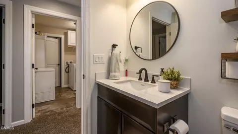 Bath - 5016 Hudson St, Bismarck, ND 58503 photo 5 of 5