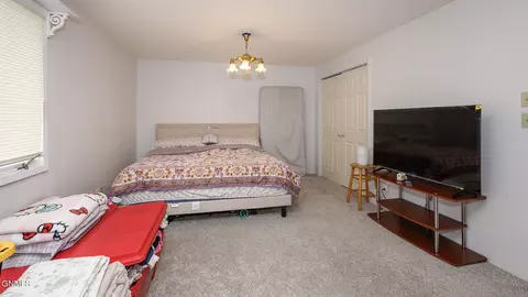 Bedroom - 316 E Capitol Ave, Bismarck, ND 58501 photo 1 of 2
