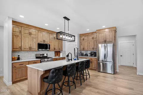 Kitchen - 6810 Darby Ln, Williston, ND 58801 photo 2 of 5