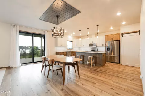 Dining - 527 Flint Dr, Bismarck, ND 58503 photo 1 of 1