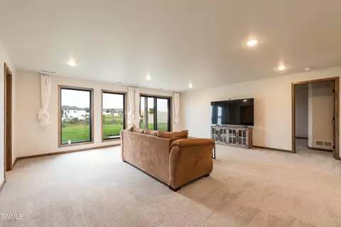 Living - 527 Flint Dr, Bismarck, ND 58503 photo 2 of 2
