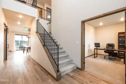 Entry Way - 527 Flint Dr, Bismarck, ND 58503 photo 1 of 9