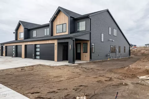 4222 Kites Ln, Bismarck, ND 58503