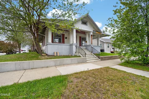 303 W Broadway, Williston, ND 58801 photo 2