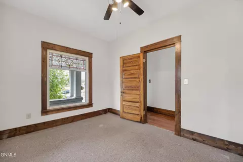 303 W Broadway, Williston, ND 58801 photo 11
