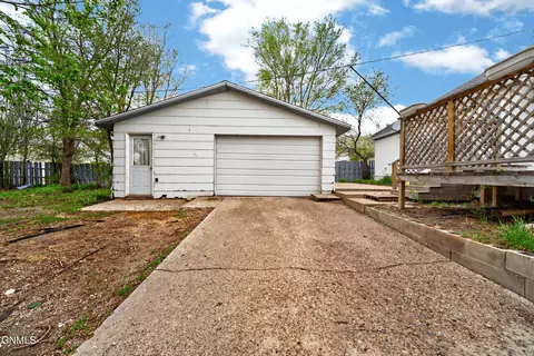 303 W Broadway, Williston, ND 58801 photo 25