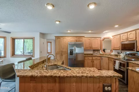 Kitchen - 800 Munich Dr, Bismarck, ND 58504 photo 2 of 12