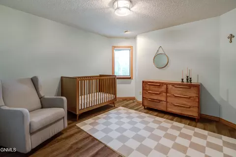 Bedroom - 800 Munich Dr, Bismarck, ND 58504 photo 11 of 14