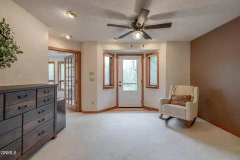 Bedroom - 800 Munich Dr, Bismarck, ND 58504 photo 5 of 14