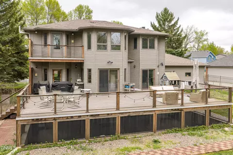 Exterior - 800 Munich Dr, Bismarck, ND 58504 photo 23 of 23