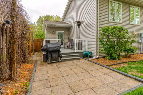 Exterior - 2701 9th Ave NW, Mandan, ND 58554 photo 13 of 16