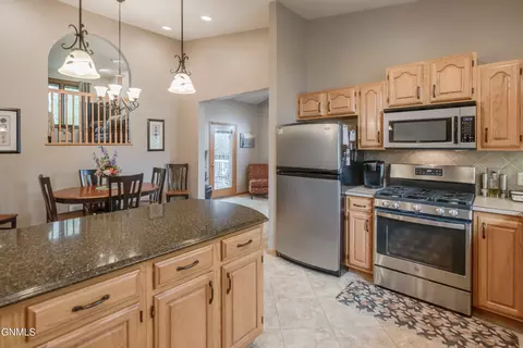 Kitchen - 2701 9th Ave NW, Mandan, ND 58554 photo 7 of 7