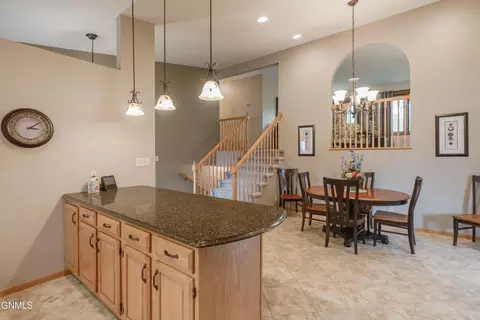 Dining - 2701 9th Ave NW, Mandan, ND 58554 photo 5 of 5