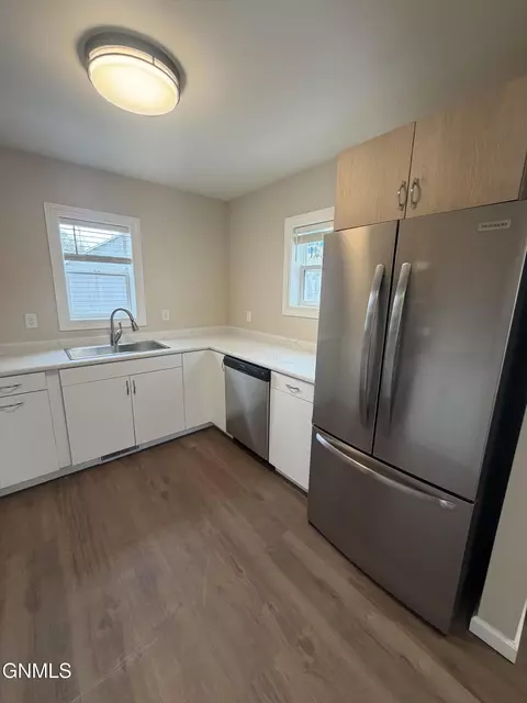 Kitchen - 1402 Main St, Williston, ND 58801 photo 3 of 3