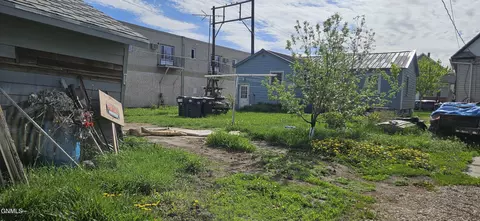 106 7th Ave NW, Mandan, ND 58554 photo 3