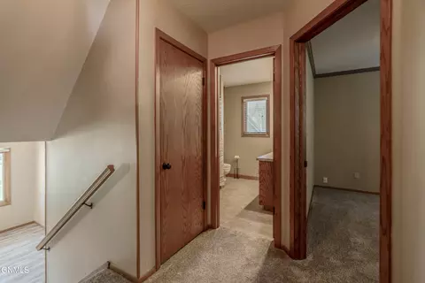Entry Way - 208 Redstone Dr, Bismarck, ND 58503 photo 2 of 6
