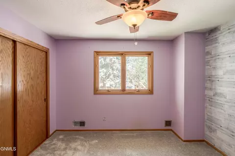 Bedroom - 208 Redstone Dr, Bismarck, ND 58503 photo 4 of 13