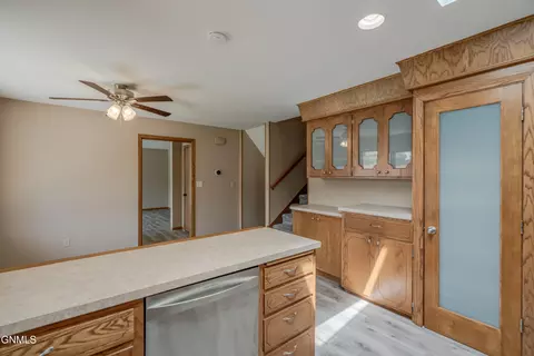 Kitchen - 208 Redstone Dr, Bismarck, ND 58503 photo 9 of 10