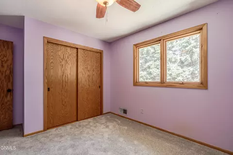 Bedroom - 208 Redstone Dr, Bismarck, ND 58503 photo 6 of 13