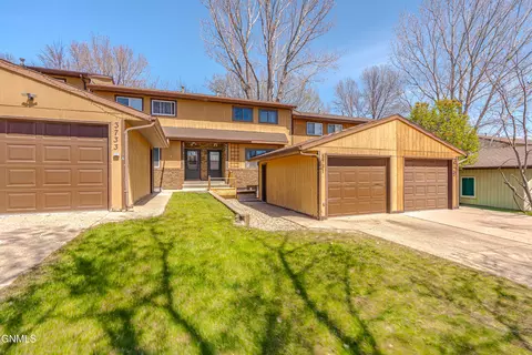 3731 Renee Dr, Bismarck, ND 58503