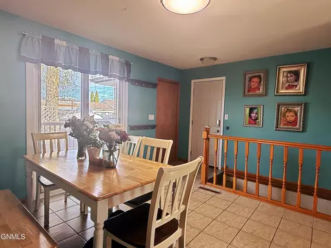 Entry Way - 1238 7th Ave W, Williston, ND 58801 photo 3 of 5