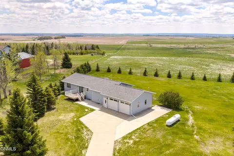6504 Tj Ln, Bismarck, ND 58503