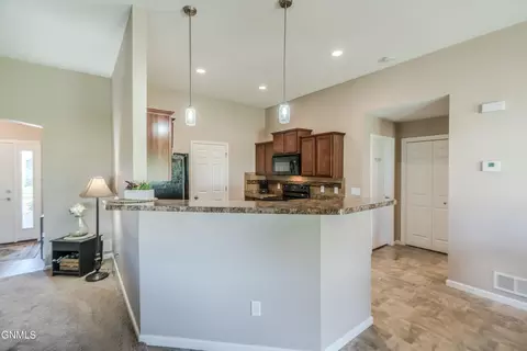 3218 Vantassel Dr, Bismarck, ND 58501 photo 13