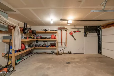 3218 Vantassel Dr, Bismarck, ND 58501 photo 49