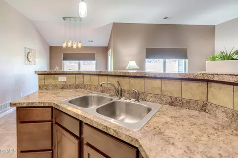 3218 Vantassel Dr, Bismarck, ND 58501 photo 17