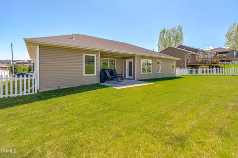 3218 Vantassel Dr, Bismarck, ND 58501 photo 57