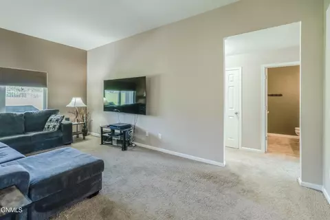 3218 Vantassel Dr, Bismarck, ND 58501 photo 8
