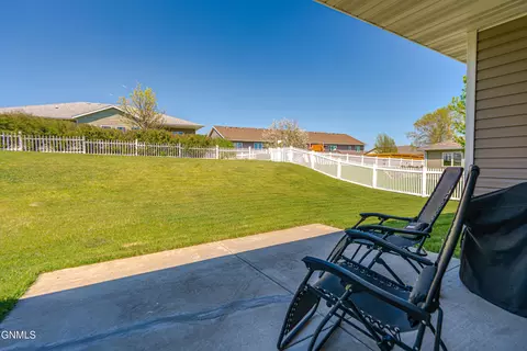 3218 Vantassel Dr, Bismarck, ND 58501 photo 59