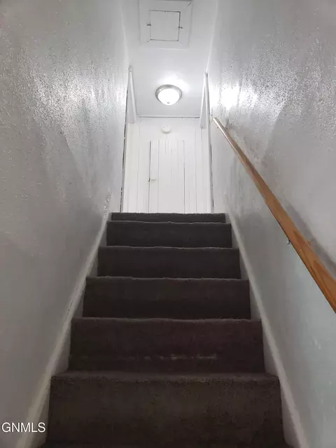 Entry Way - 809 9th Ave SE, Jamestown, ND 58401 photo 1 of 1