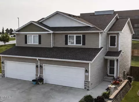 4121 Normandy St, Bismarck, ND 58503