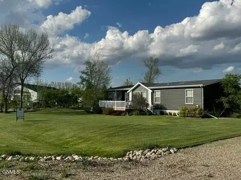 2926 Cabin Dr, Coleharbor, ND 58531