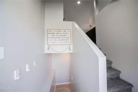 Entry Way - 133 Sturgis Loop, Lincoln, ND 58504 photo 1 of 1