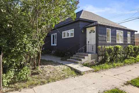 316 6th St E, Williston, ND 58801
