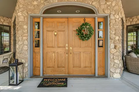 Entry Way - 772 Munich Dr, Bismarck, ND 58504 photo 1 of 15
