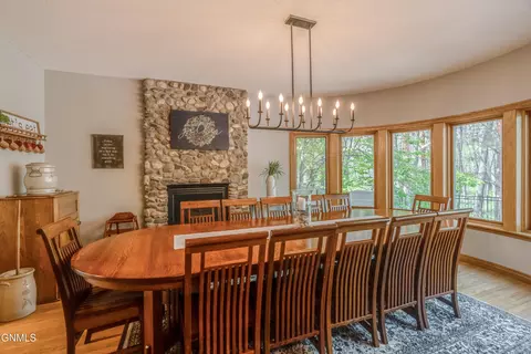 Dining - 772 Munich Dr, Bismarck, ND 58504 photo 3 of 4