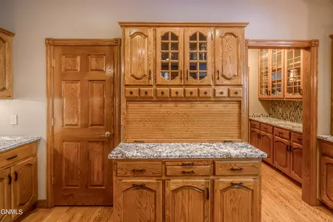 Kitchen - 772 Munich Dr, Bismarck, ND 58504 photo 11 of 11