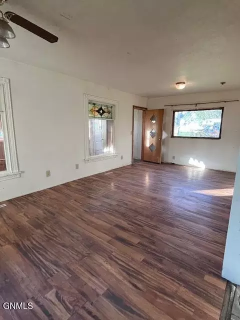 Living - 208 2nd St, Eckelson, ND 58481 photo 1 of 3